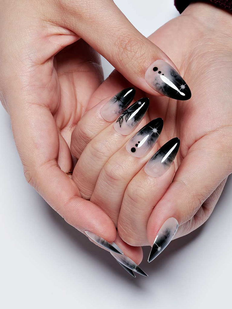 What are the benefits of fake nails over gel nails?