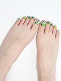toe nail/Dark Green Leaves